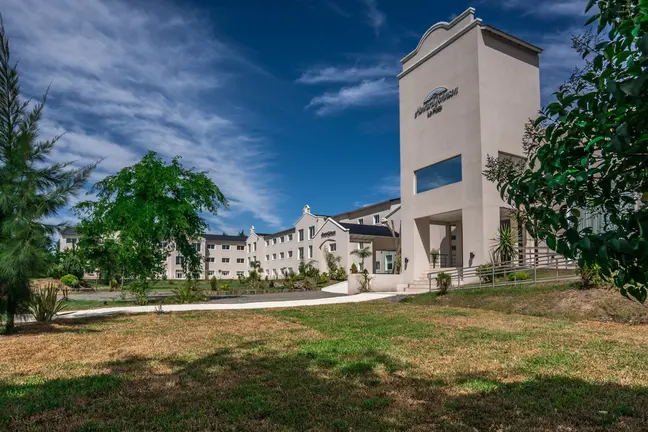 HJ La Plata Cuatro Medios Hotel Howard Johson