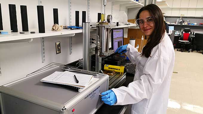 Estudiante-Petroleo-UNAJ-en-EEUU-01